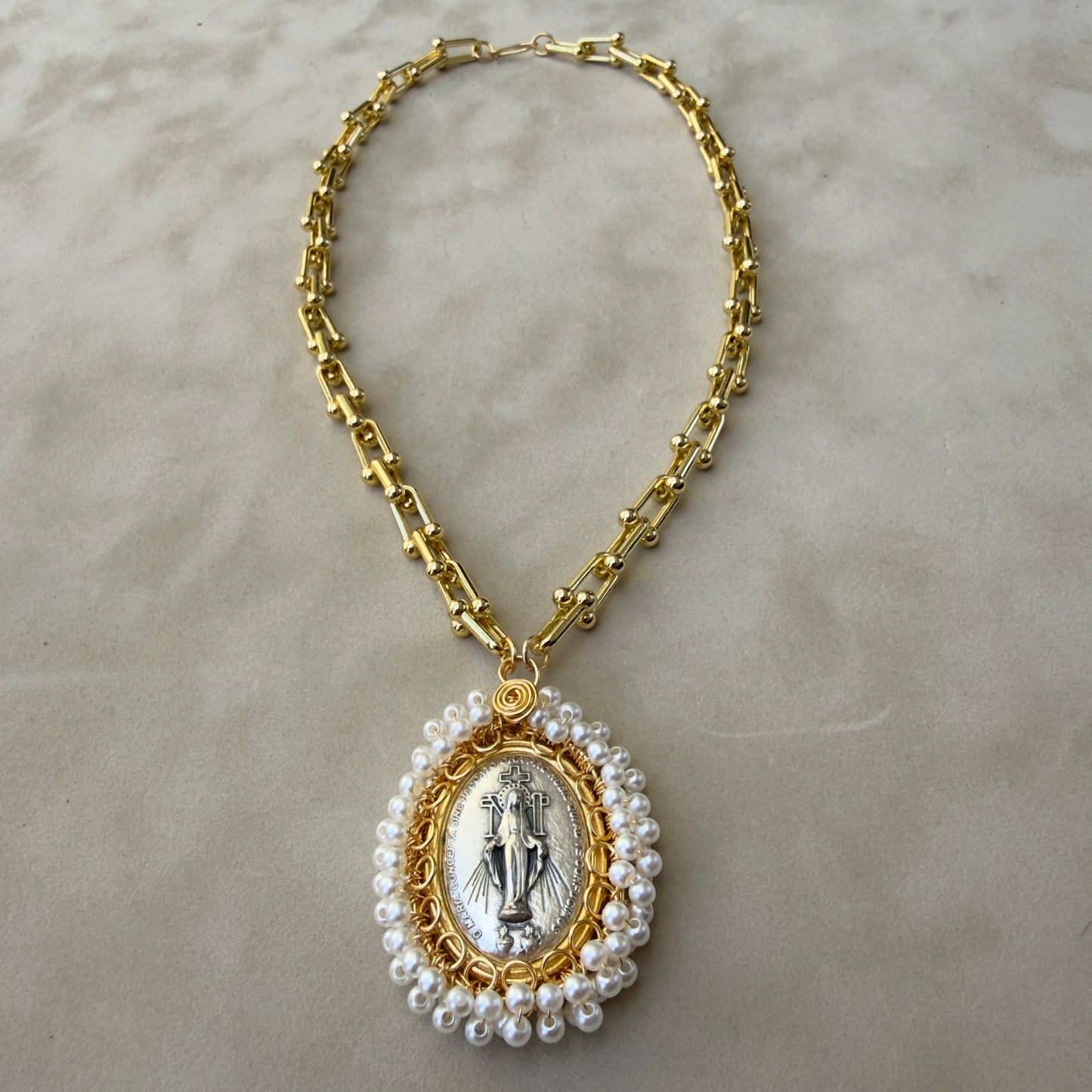 Gracia Milagrosa / Miraculous Grace