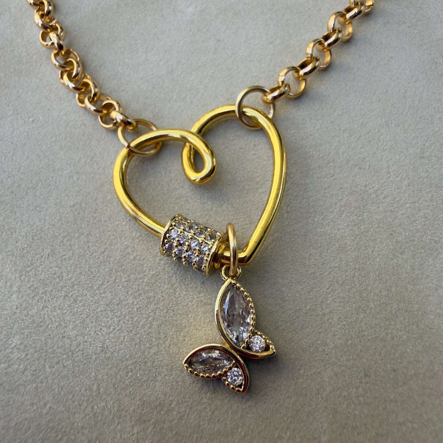 Corazon encanto / Charming Heart