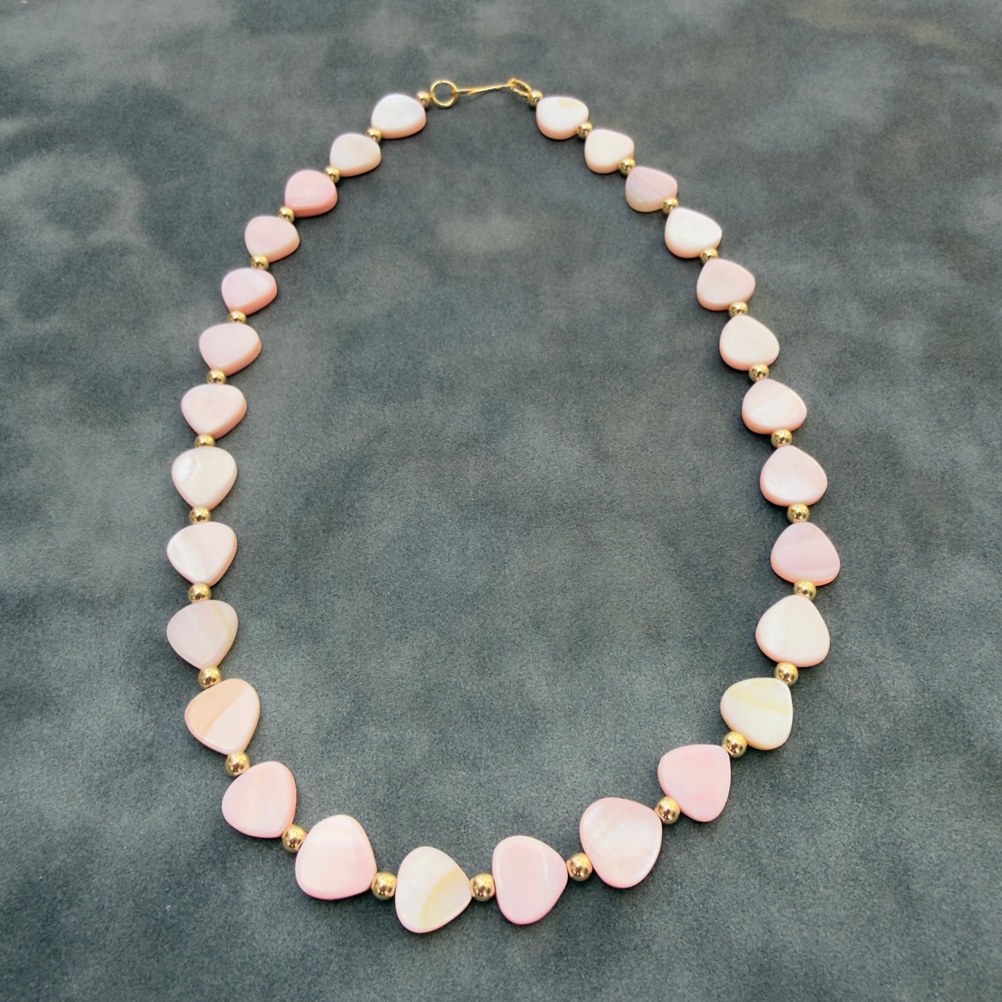 Dulce Encanto / Sweet Charm